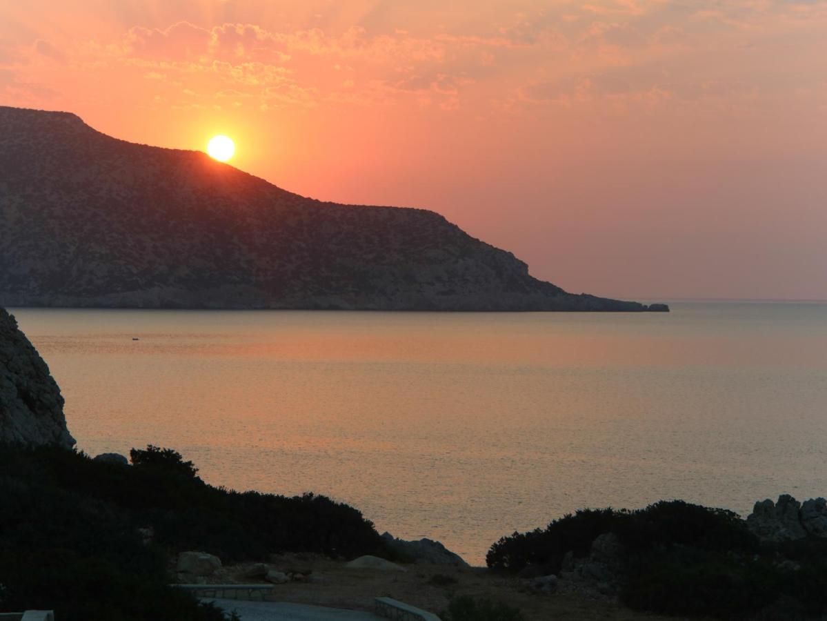 Castelia Bay Hotel Амупи Экстерьер фото